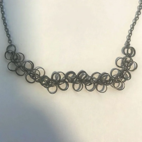 Choker Necklace - Picture 3 of 3